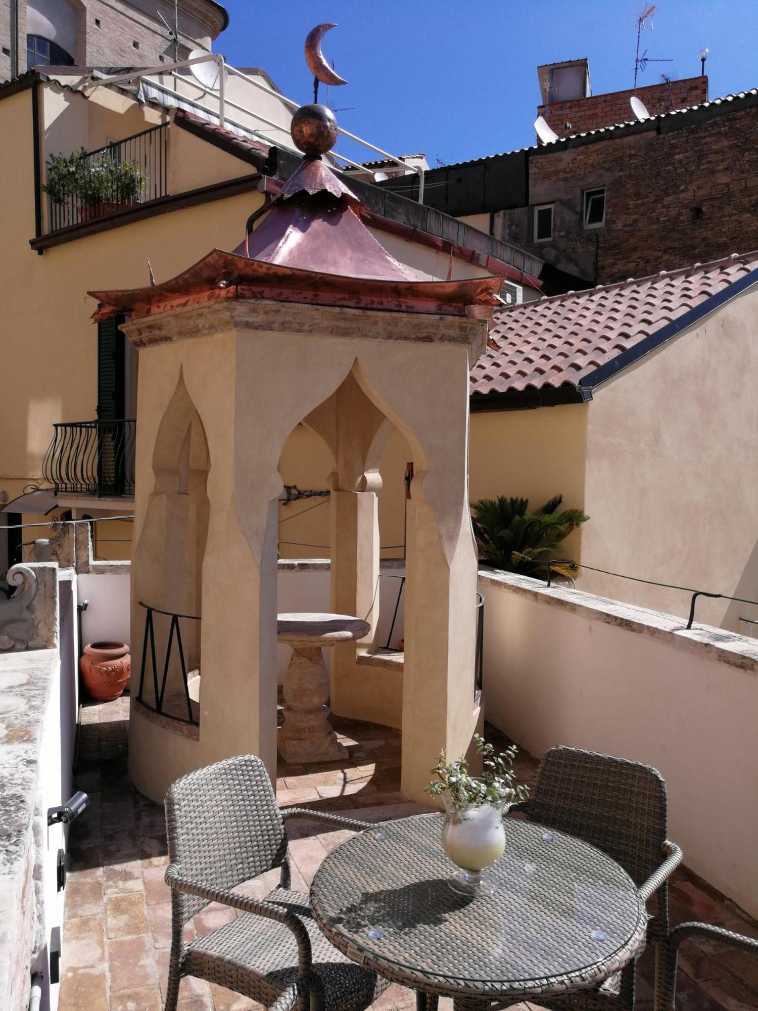 Il Berso Di Porta Catena Vasto Bagian luar foto