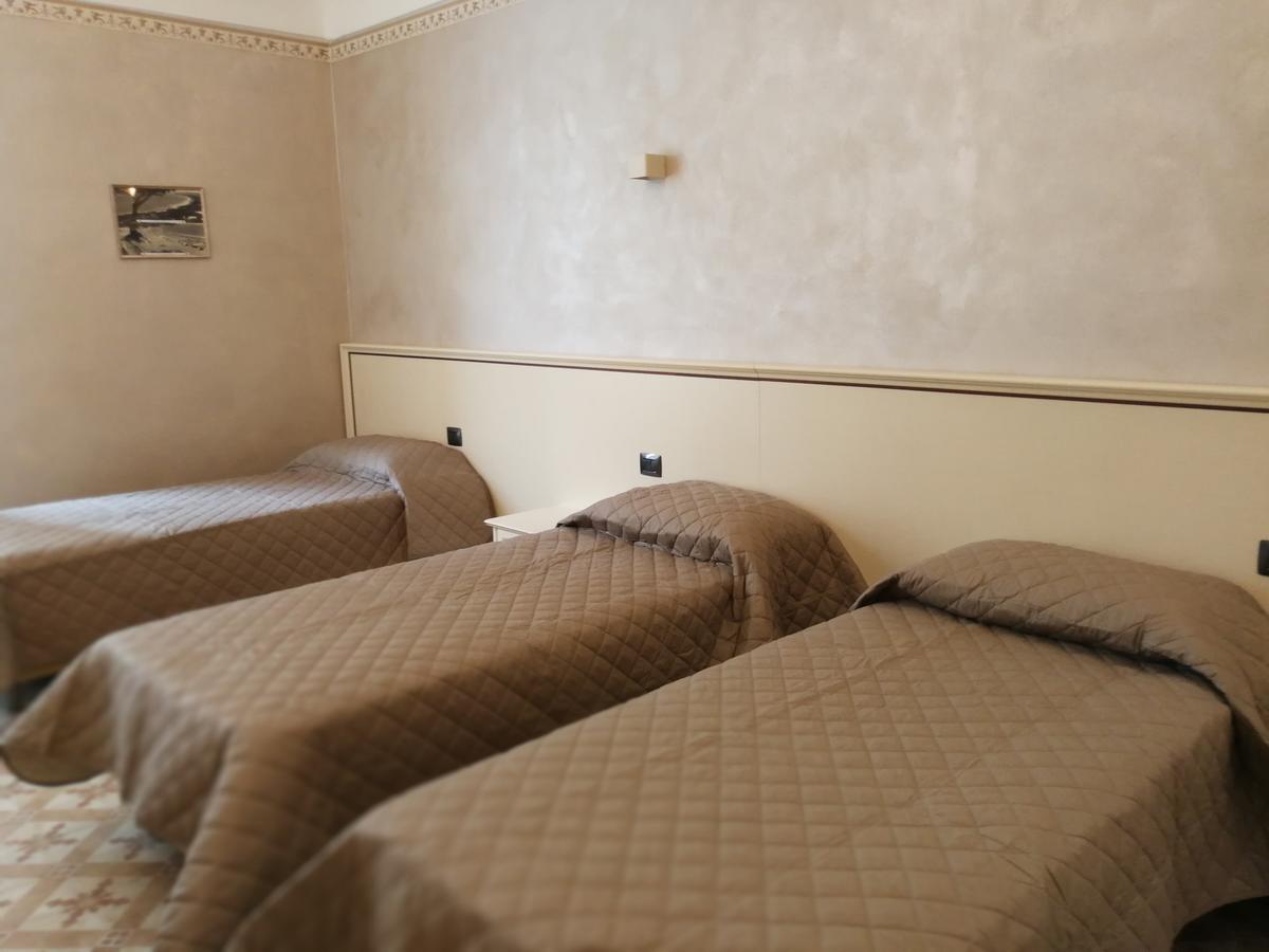 Il Berso Di Porta Catena Vasto Bagian luar foto