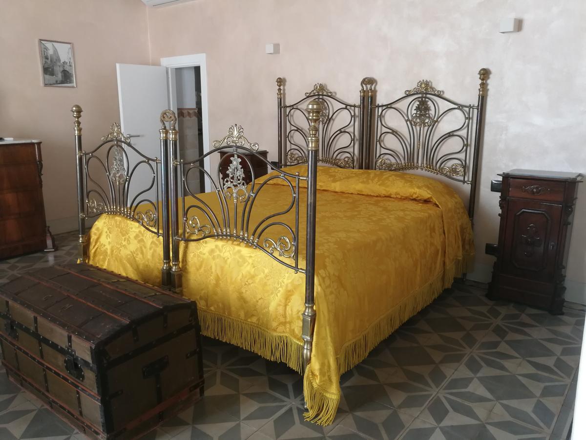 Il Berso Di Porta Catena Vasto Bagian luar foto